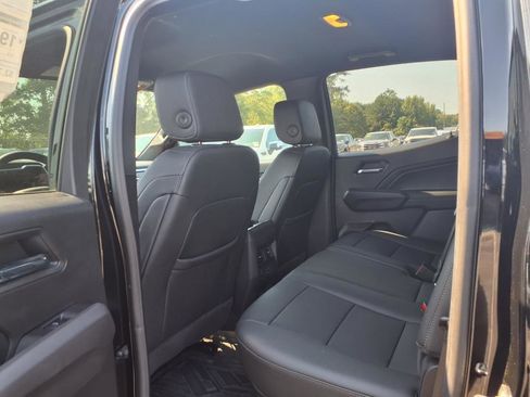 New 2025 GMC Canyon Elevation w/ Convenience Package image 22