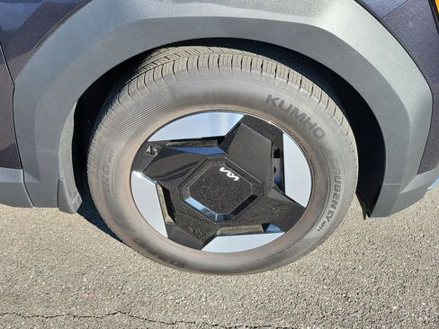 Certified 2026 Kia EV9 Light image 43