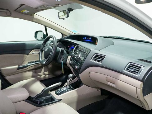 Used 2013 Honda Civic LX image 23