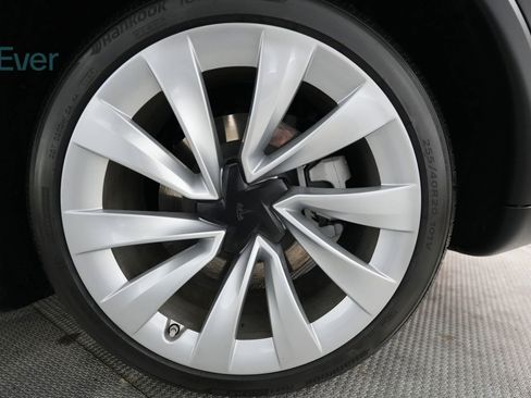 Used 2026 Tesla Model Y Long Range AWD/4WD image 9