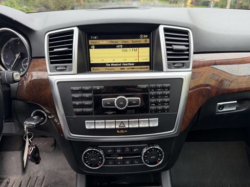 Used 2012 Mercedes-Benz ML 350 BlueTEC 4MATIC image 20