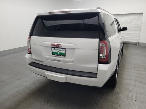 Used 2019 GMC Yukon XL SLT w/ Premium Edition image 7