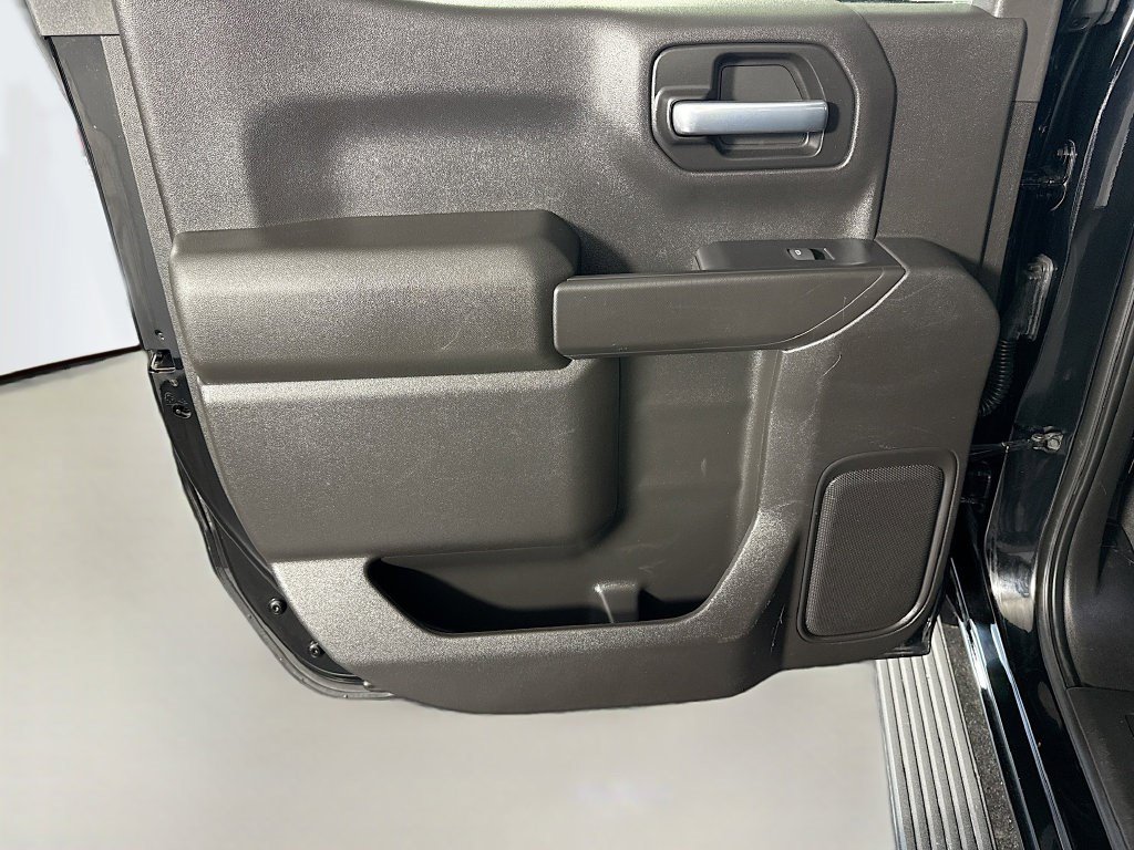 Used 2021 Chevrolet Silverado 1500 LT RWD image 24