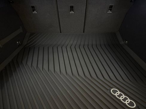 New 2027 Audi Q6 e-tron Premium AWD/4WD image 14