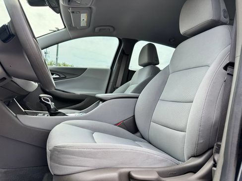 Used 2023 Chevrolet Malibu LS FWD image 19