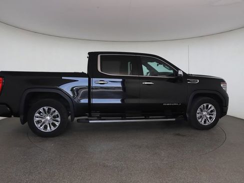 Used 2024 GMC Sierra 1500 Denali w/ Technology Package AWD/4WD image 22