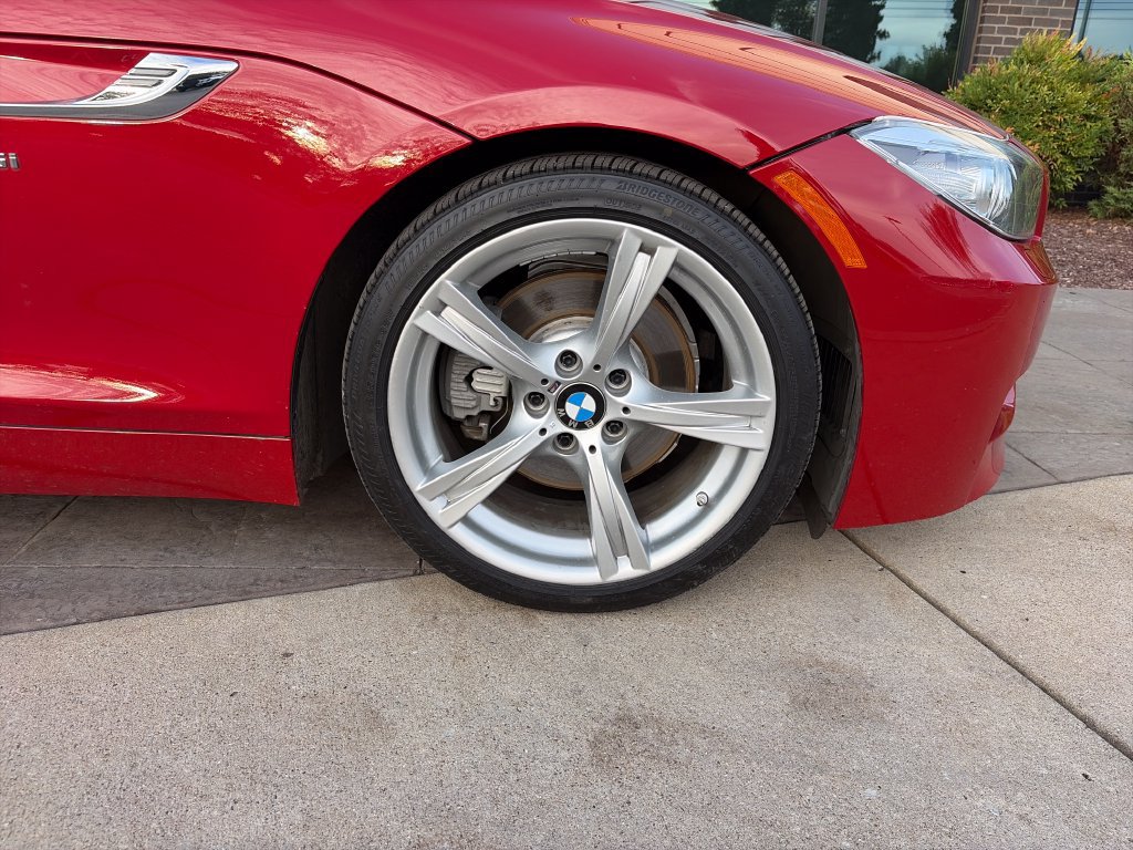 Used 2014 BMW Z4 sDrive35i RWD image 14