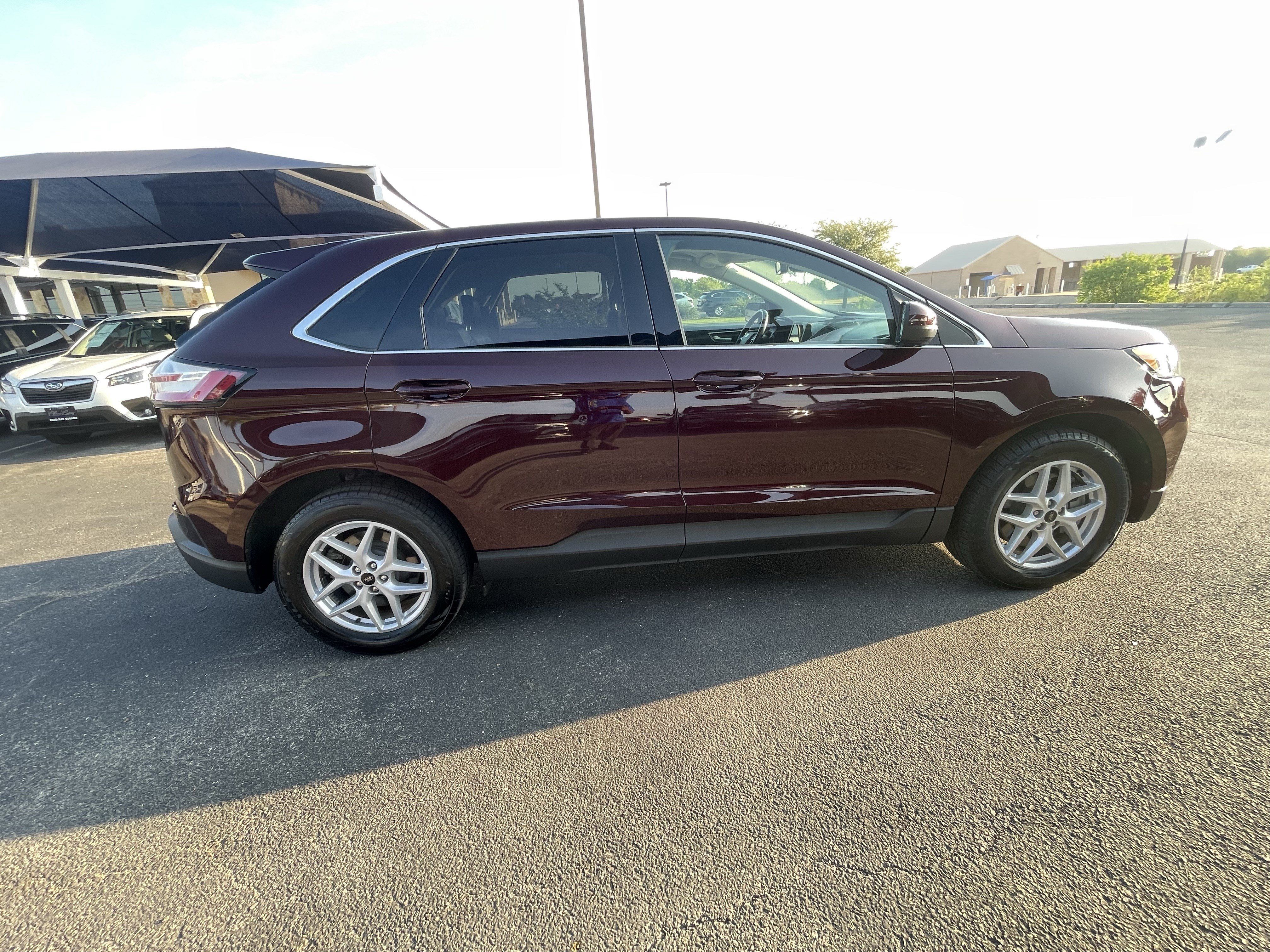 Used 2023 Ford Edge SEL AWD/4WD image 14
