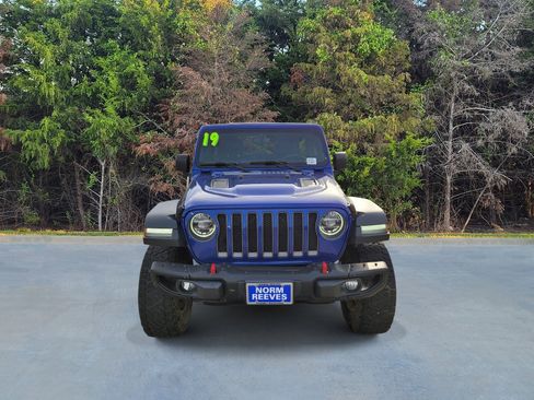 Used 2019 Jeep Wrangler Unlimited Rubicon AWD/4WD image 2