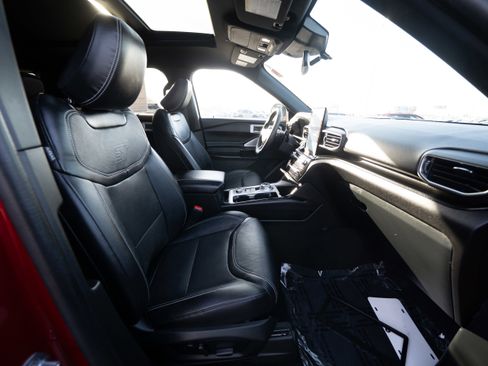 Used 2023 Ford Explorer ST w/ Equipment Group 401A image 27