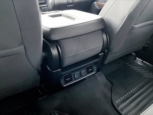 Used 2019 Chevrolet Silverado 1500 LT w/ All-Star Edition AWD/4WD image 35