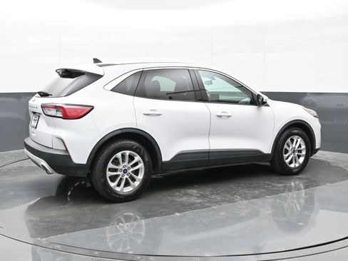 Used 2021 Ford Escape SE w/ Convenience Package FWD image 6