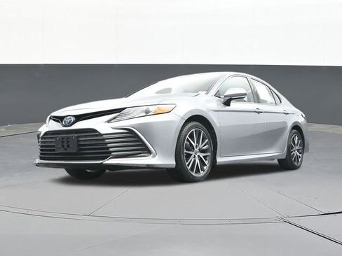 Used 2024 Toyota Camry XLE FWD image 59
