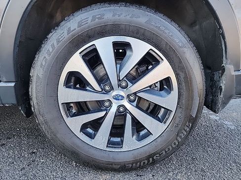 Used 2021 Subaru Outback 2.5i image 10