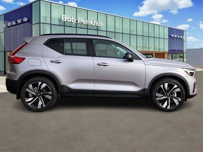 Used 2026 Volvo XC40 B5 Ultra w/ Protection Package Premier