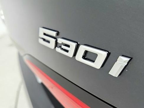 Used 2026 BMW 530i RWD image 17