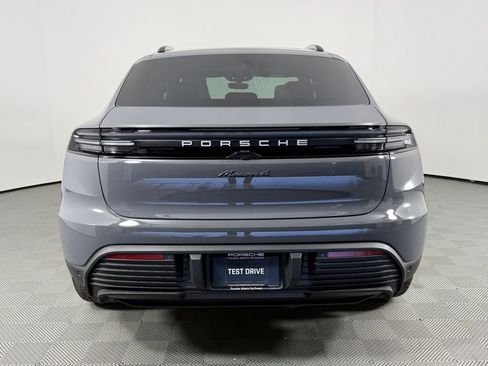 New 2026 Porsche Macan 4 Electric image 6