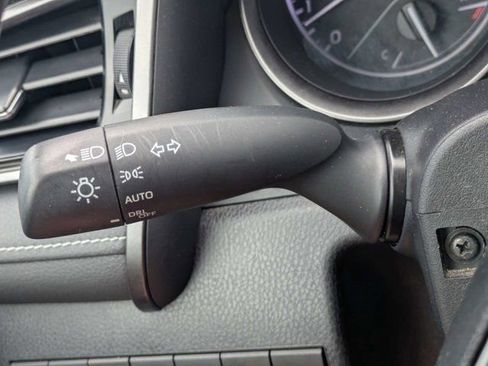 Used 2023 Toyota Camry SE FWD image 25