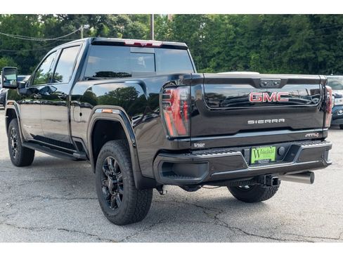 New 2026 GMC Sierra 2500 AT4 w/ AT4 Premium Plus Package AWD/4WD image 6
