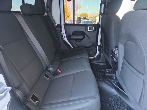 Certified 2020 Jeep Gladiator Sport w/ Quick Order Package 24S image 16