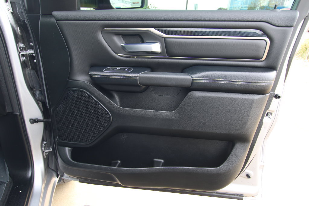 Used 2020 RAM 1500 Sport w/ Level 2 Equipment Goup w/2_L AWD/4WD image 40