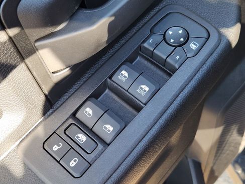 New 2026 RAM 2500 Tradesman AWD/4WD image 33