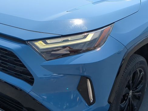 Used 2023 Toyota RAV4 XSE AWD/4WD image 12