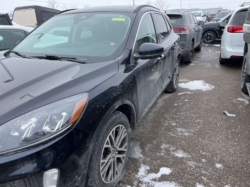 Used 2021 Ford Escape SEL w/ Technology Package image 5