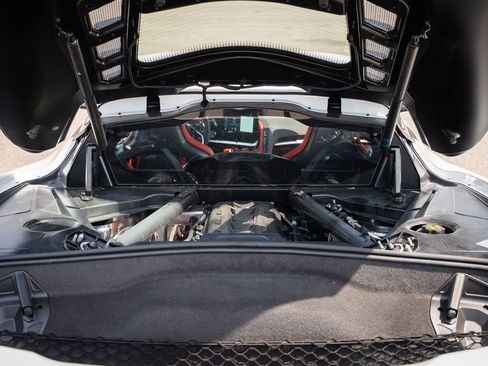 Used 2025 Chevrolet Corvette Stingray Preferred Cpe w/ Z51 Performance Package image 42