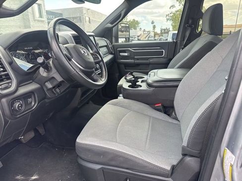 Used 2024 RAM 2500 Big Horn w/ Bed Utility Group AWD/4WD image 2