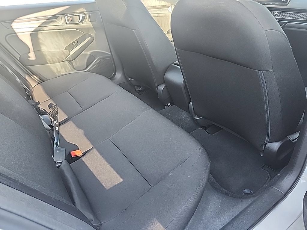 Used 2022 Honda Civic LX image 5