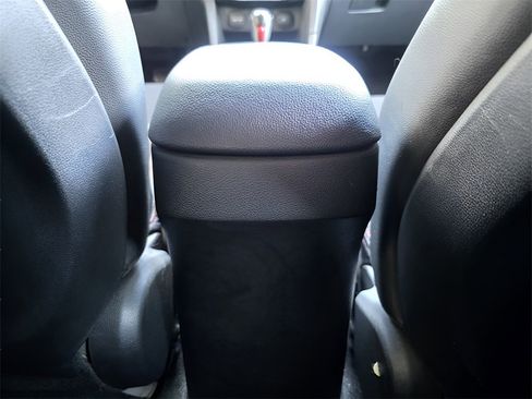 Used 2019 Hyundai Veloster 2.0 Premium image 15