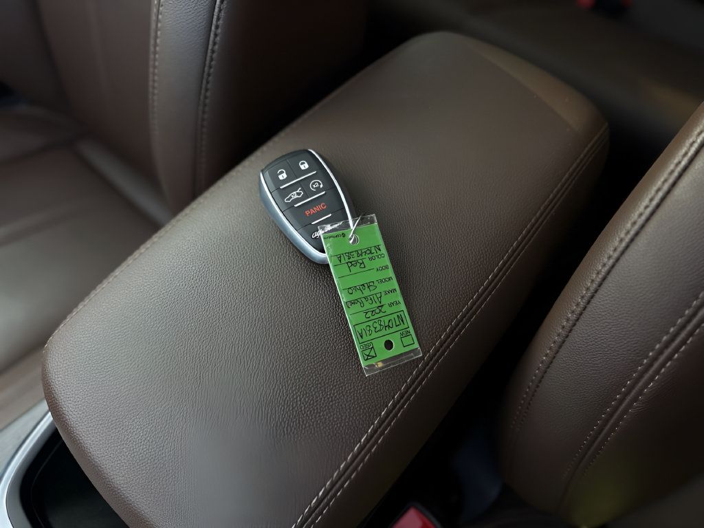 Used 2022 Alfa Romeo Stelvio Ti AWD/4WD image 24