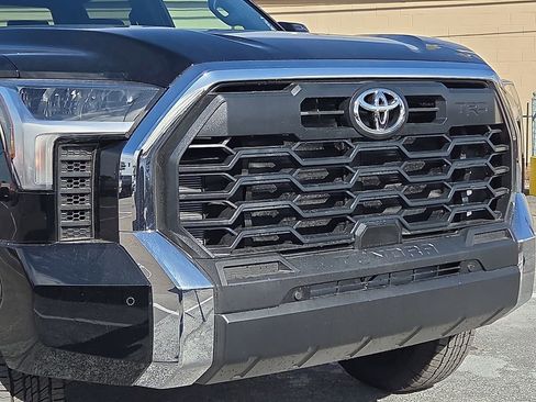 New 2026 Toyota Tundra SR5 AWD/4WD image 7