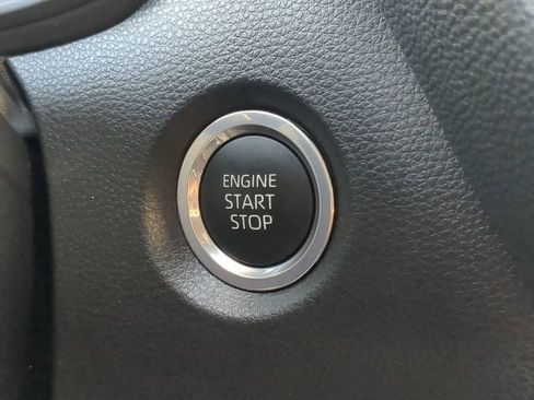 Used 2023 Toyota Corolla SE image 32