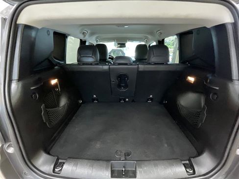 Used 2016 Jeep Renegade Limited FWD image 22