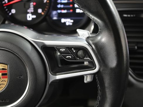 Used 2018 Porsche Macan AWD/4WD image 26