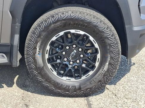Used 2026 Chevrolet Silverado EV Trail Boss AWD/4WD image 28