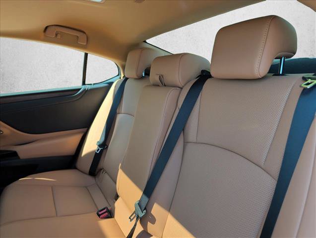 Used 2024 Lexus ES 350 w/ Premium Package FWD image 19