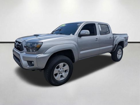 Used 2015 Toyota Tacoma 4x4 Double Cab w/ TRD Sport Package image 8