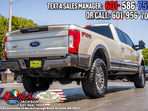 Used 2018 Ford F250 King Ranch w/ FX4 Off-Road Package AWD/4WD image 7