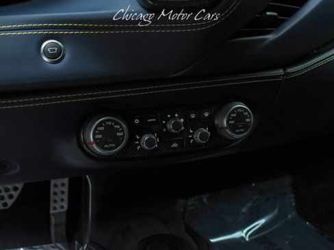 Used 2018 Ferrari 488 GTB RWD image 17