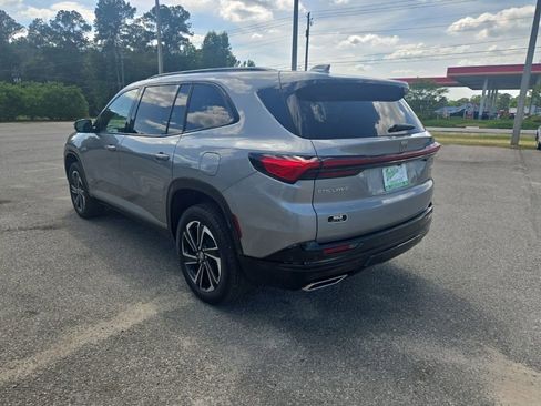 Certified 2025 Buick Enclave Sport Touring FWD image 3