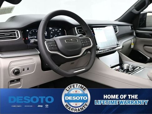 New 2026 Jeep Grand Wagoneer Limited AWD/4WD image 23