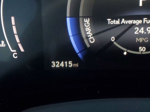 Used 2024 Lexus RX 500h F Sport w/ Cold Area Package image 25