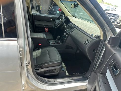 Used 2015 Ford Flex Limited w/ Equipment Group 303A AWD/4WD image 19