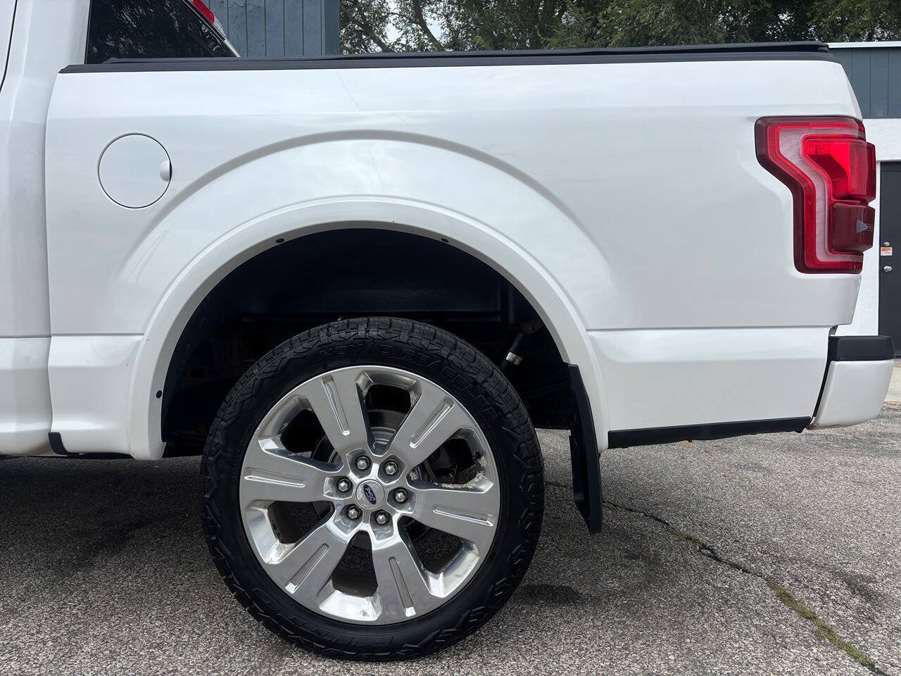 Used 2016 Ford F150 Limited w/ Trailer Tow Package AWD/4WD image 18