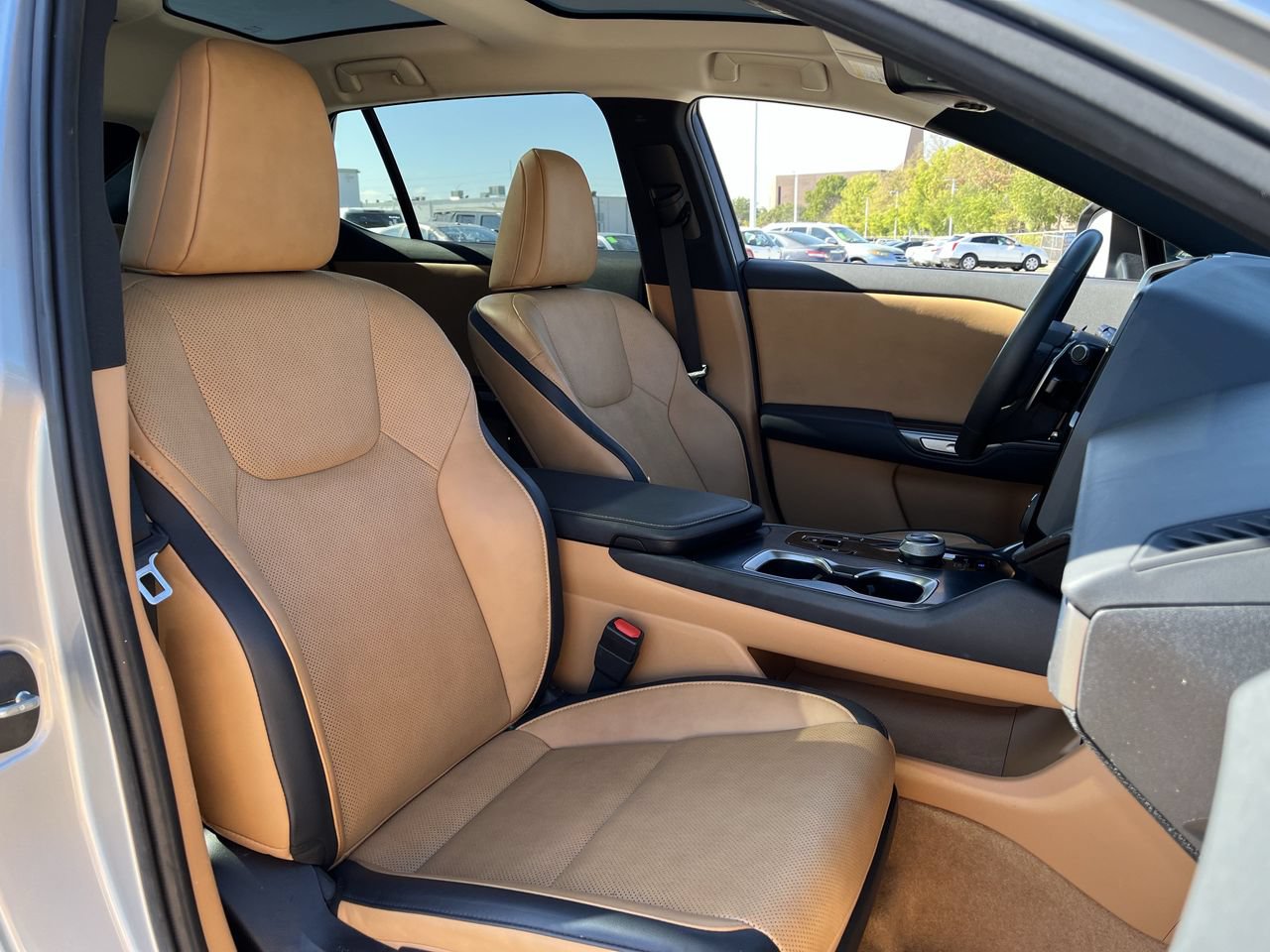 Used 2024 Lexus RZ 300e Premium w/ Accessory Package (Z1) FWD image 25