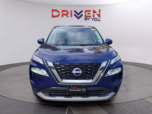 Used 2023 Nissan Rogue SV image 9