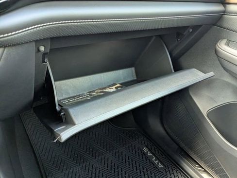 New 2026 Volkswagen Atlas SE image 25